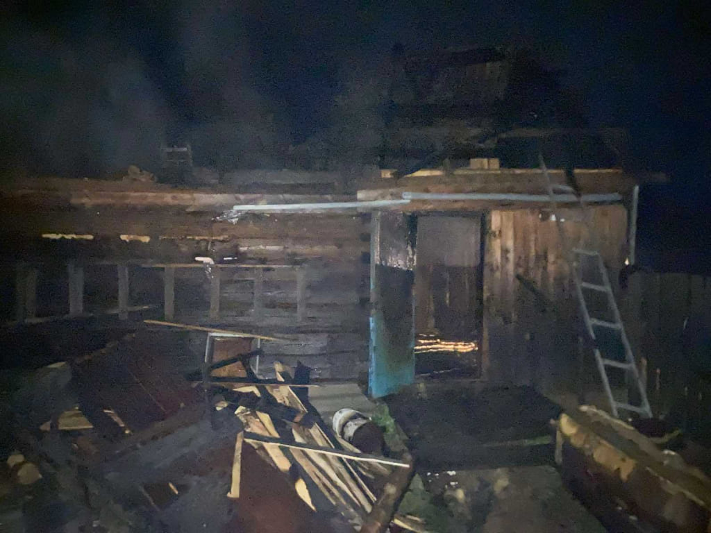 Пожар бани тушили в Глуске