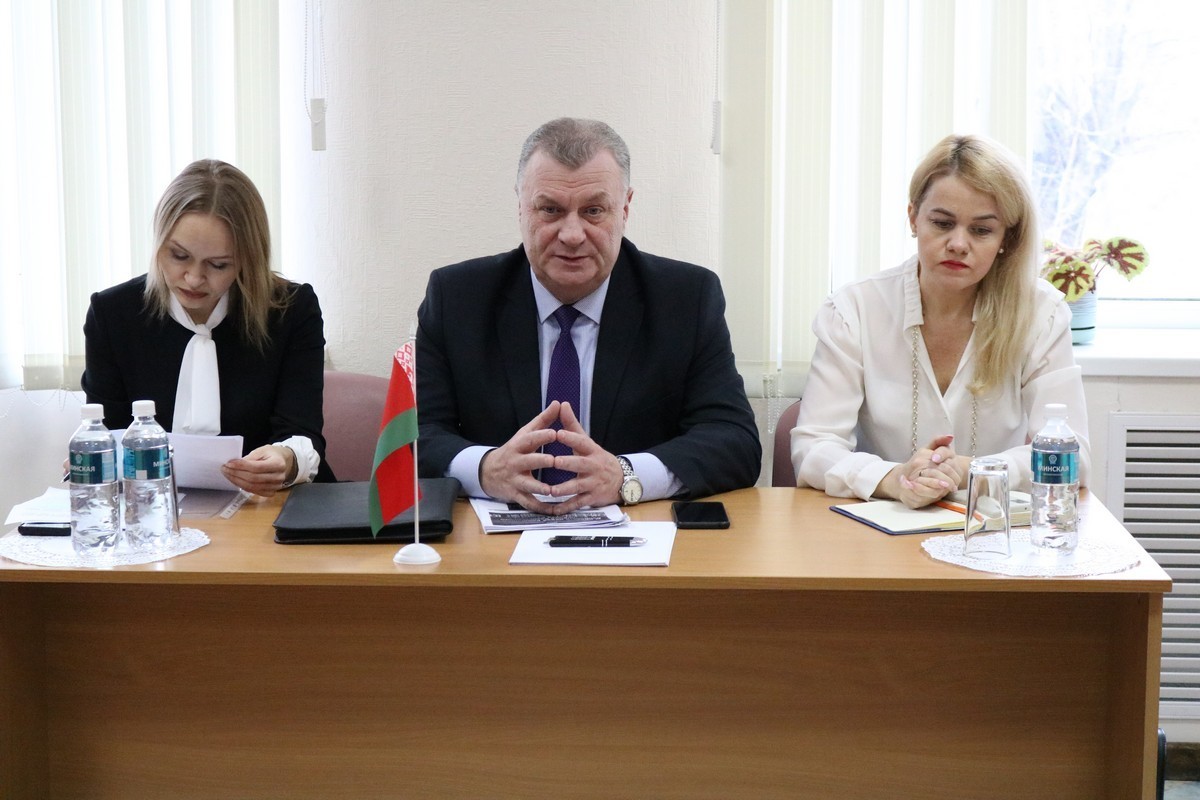 Областная группа по правовому просвещению встретилась с коллективом Могилевского завода силикатных изделий