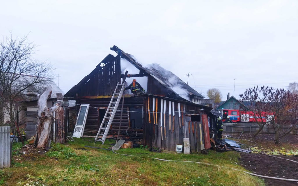 В Кричеве горел жилой дом