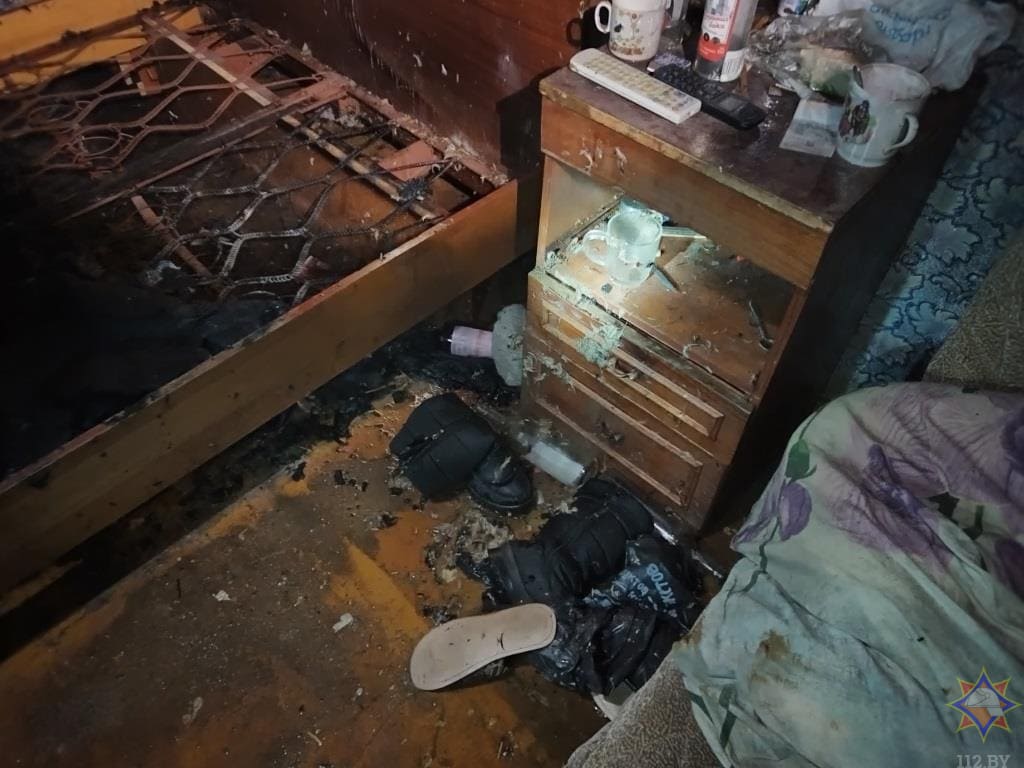 На пожаре в Могилеве спасли пенсионерку