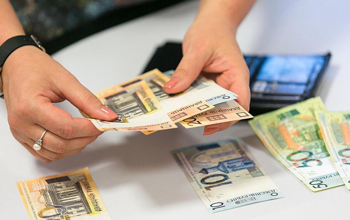 Прокуроры в Могилевской области помогли работникам получить честно заработанные ими денежные средства. Видео