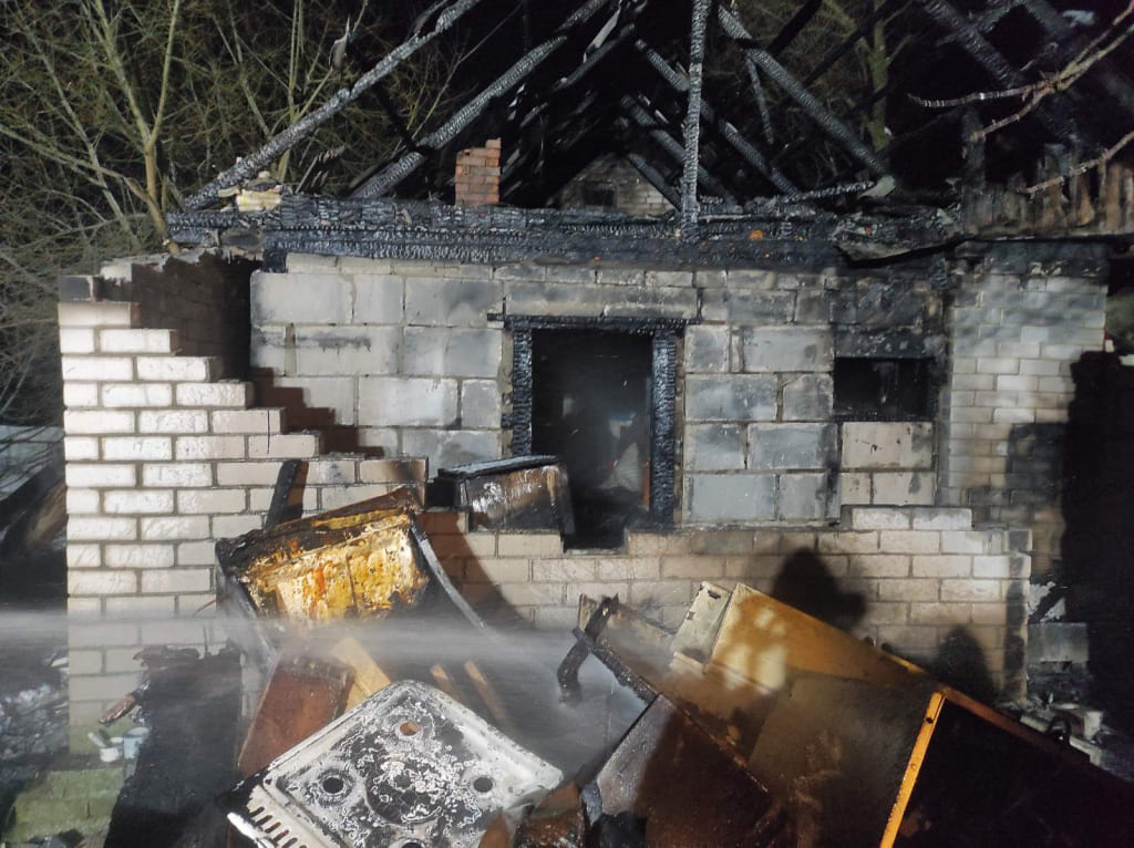 На пожаре в Могилевском районе женщина получила ожоги