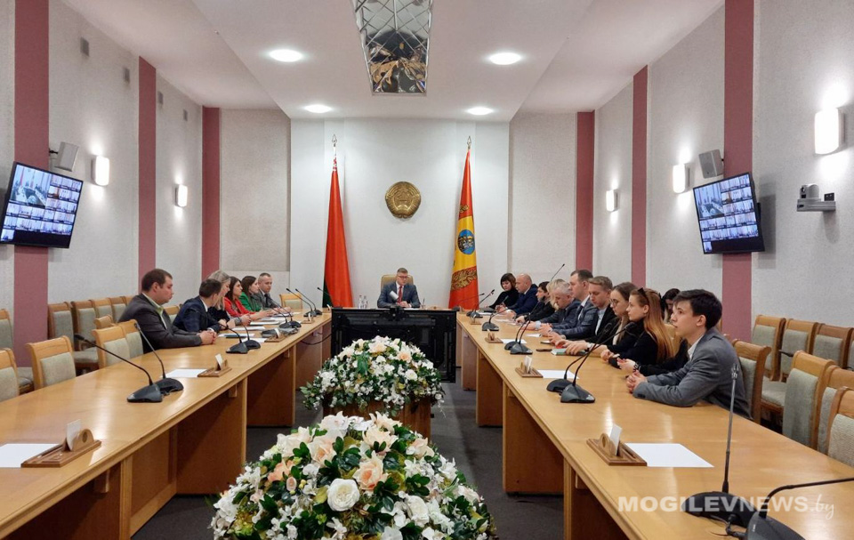 Видеоконференция «Молодые парламентарии – взгляд в будущее» прошла в Могилеве