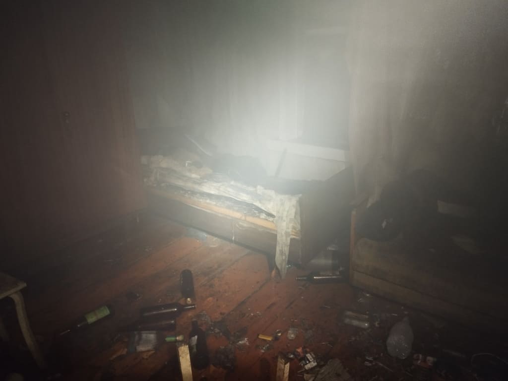 В Климовичском районе спасли на пожаре мужчину - он спал под треск горящего шифера