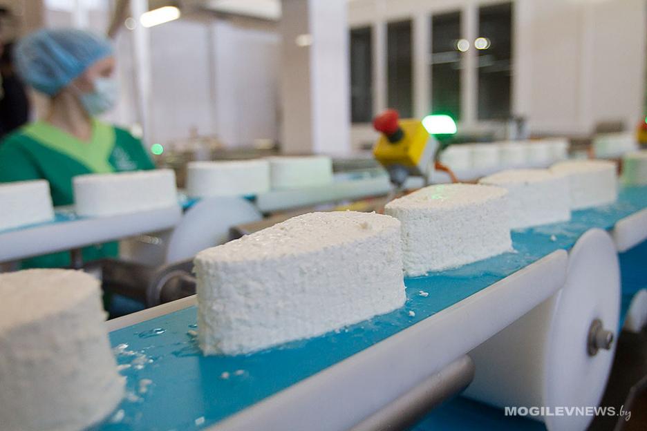 В Беларуси изменены минимальные экспортные цены на молочную и мясную продукцию