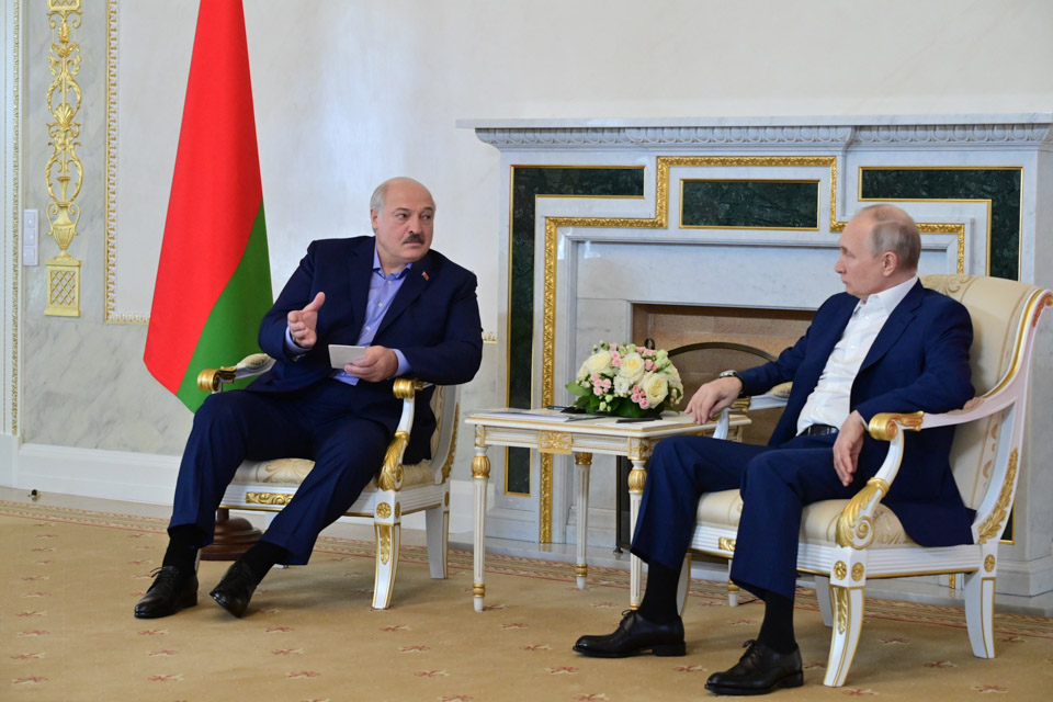 Переговоры с Путиным, Валаам и неформальное общение. Итоги сверхнасыщенной командировки Лукашенко