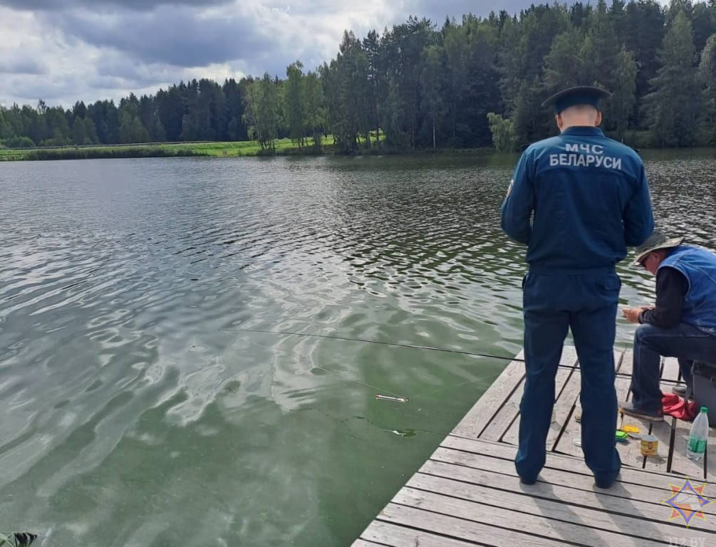 Спасатели напоминают о правилах безопасного поведения возле водоёма