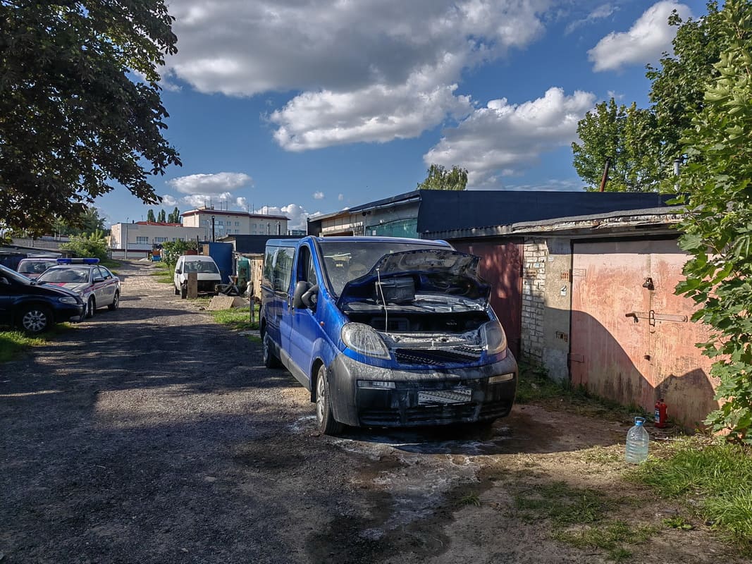 Автомобиль горел на ул. Бялыницкого-Бирули в Могилеве