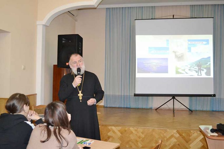 В Бобруйске прошел молодежный образовательный форум