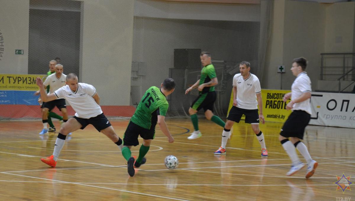 В Могилеве продолжаются республиканские соревнования по мини-футболу среди подразделений МЧС