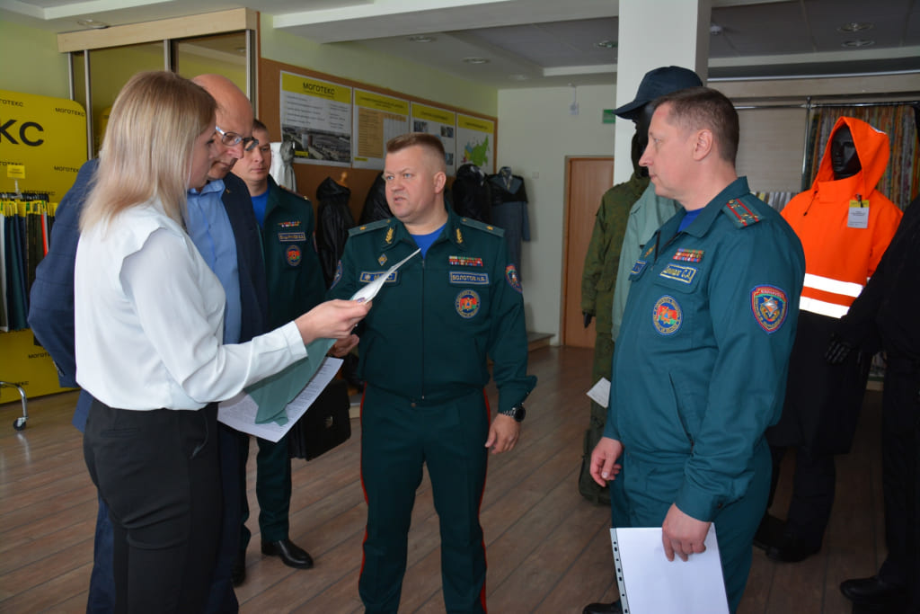 Заместитель министра по чрезвычайным ситуациям Игорь Болотов с рабочим визитом посетил Могилевскую область