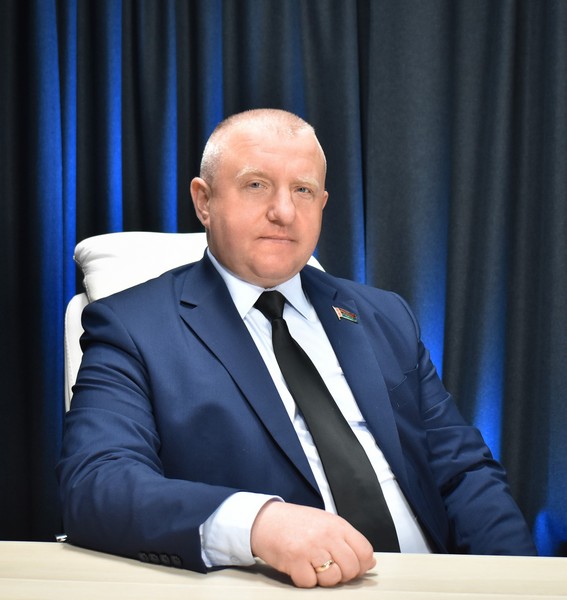 Олег Дьяченко: каждая партия должна объединять самых лучших, передовых, видных и авторитетных представителей белорусского общества