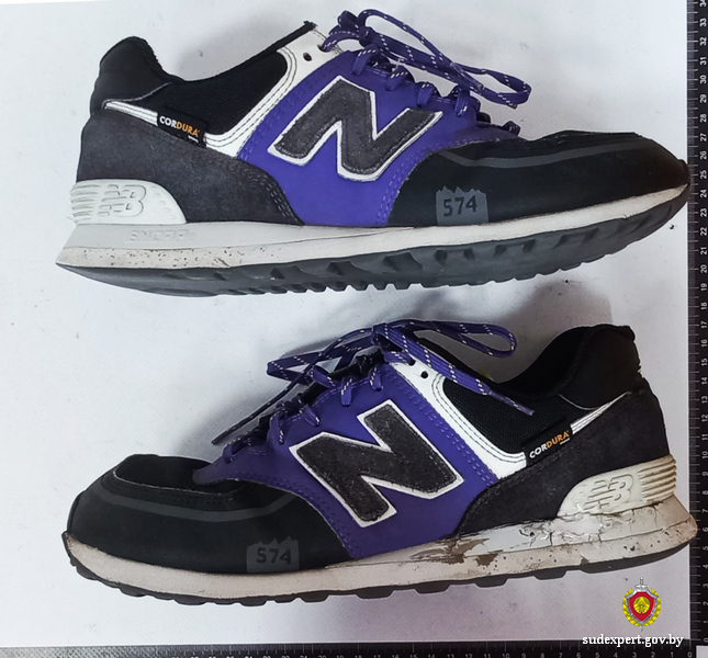 Житель Горок купил изношенные на 95% кроссовки как «почти новые»