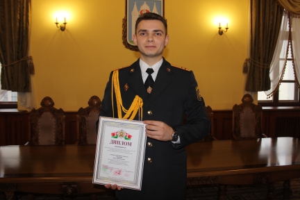 Лучший молодой госавтоинспектор работает в Глуске