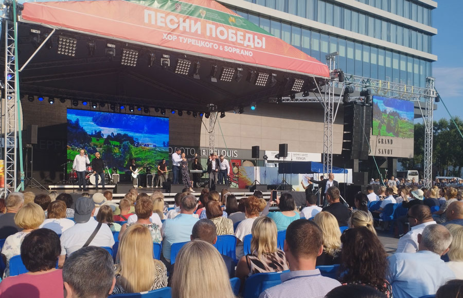 «Хор Турецкого» выступил в Могилеве с концертной программой «Песни Победы»