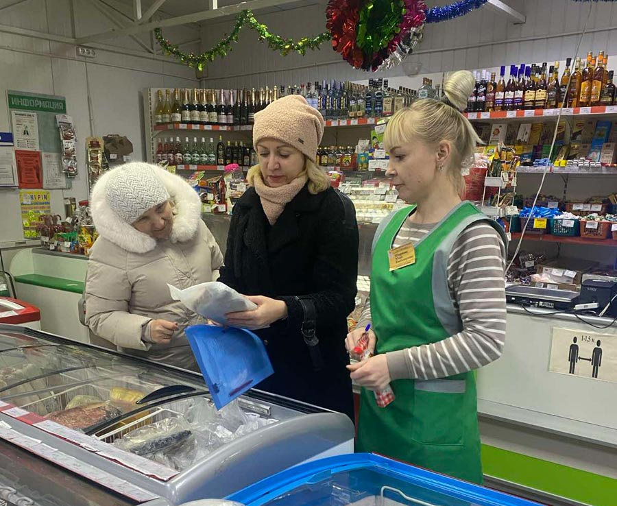 Мониторинг торговых объектов провели в Чаусском районе