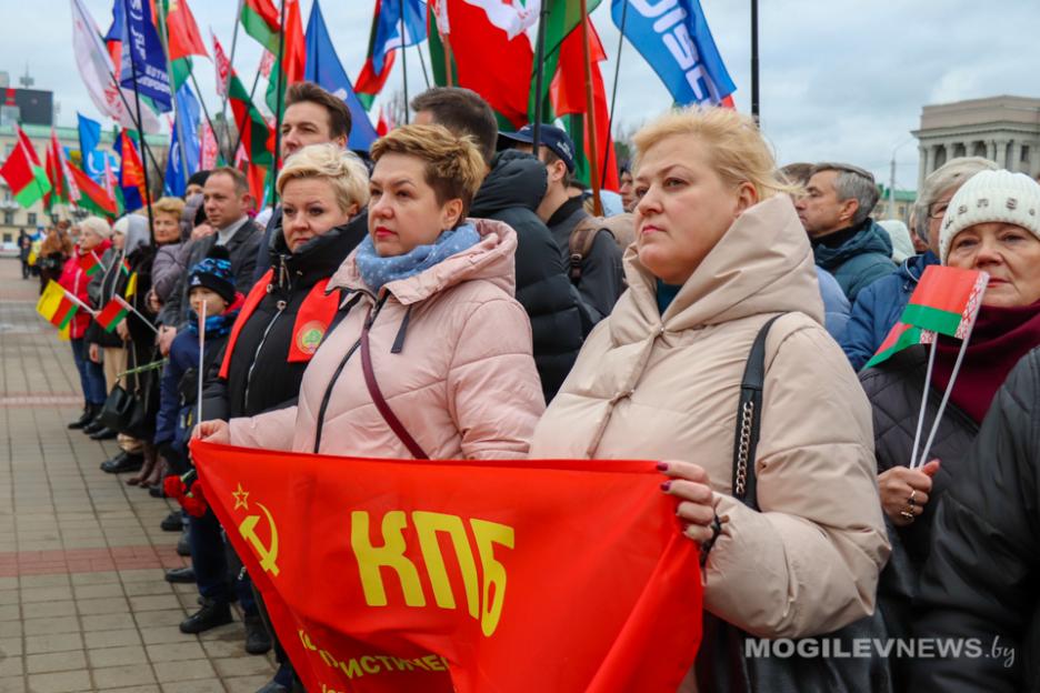 Коммунисты Могилевщины отметили 106-ю годовщину Октябрьской революции