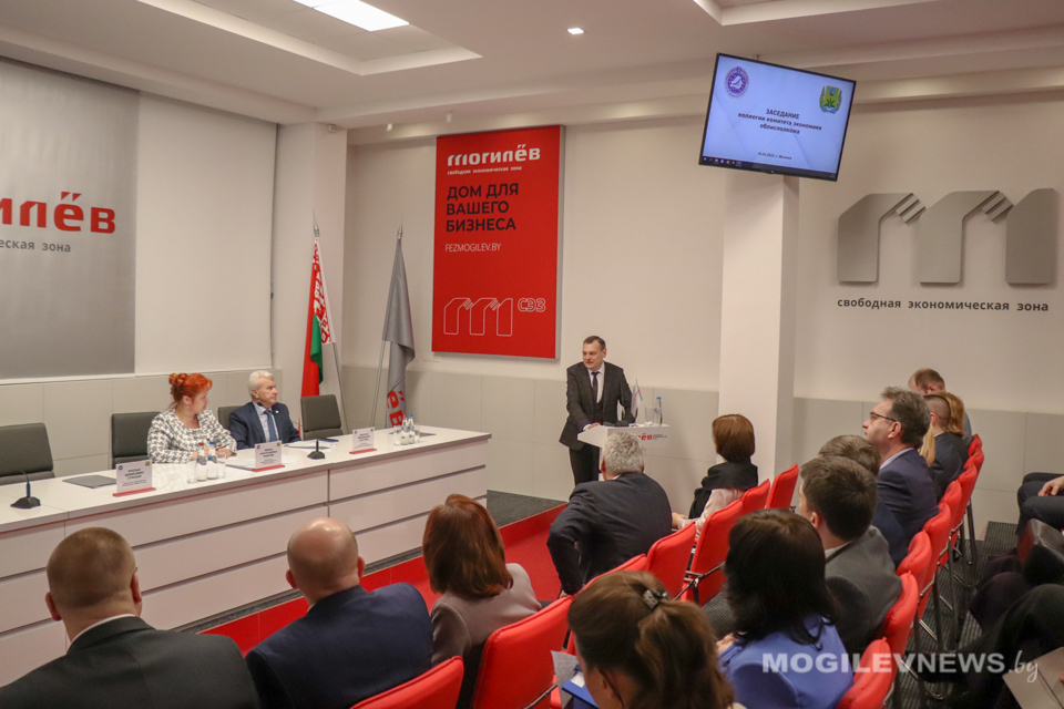 Заседание коллегии комитета экономики облисполкома прошло в СЭЗ «Могилев». Фото