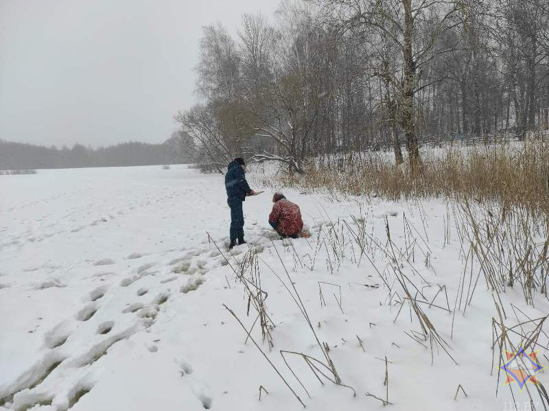 Краснопольские спасатели посетили замерзшие водоёмы