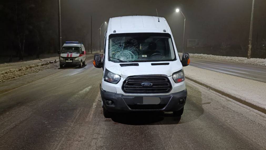 Водитель в Могилевском районе сбил пешехода, который шел по дороге