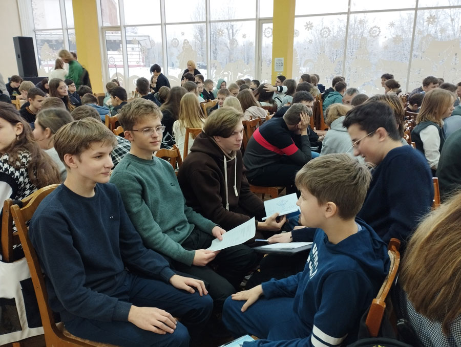 В Могилеве прошел третий этап ХХХ Республиканского чемпионата по интеллектуальным играм среди школьников. Фото
