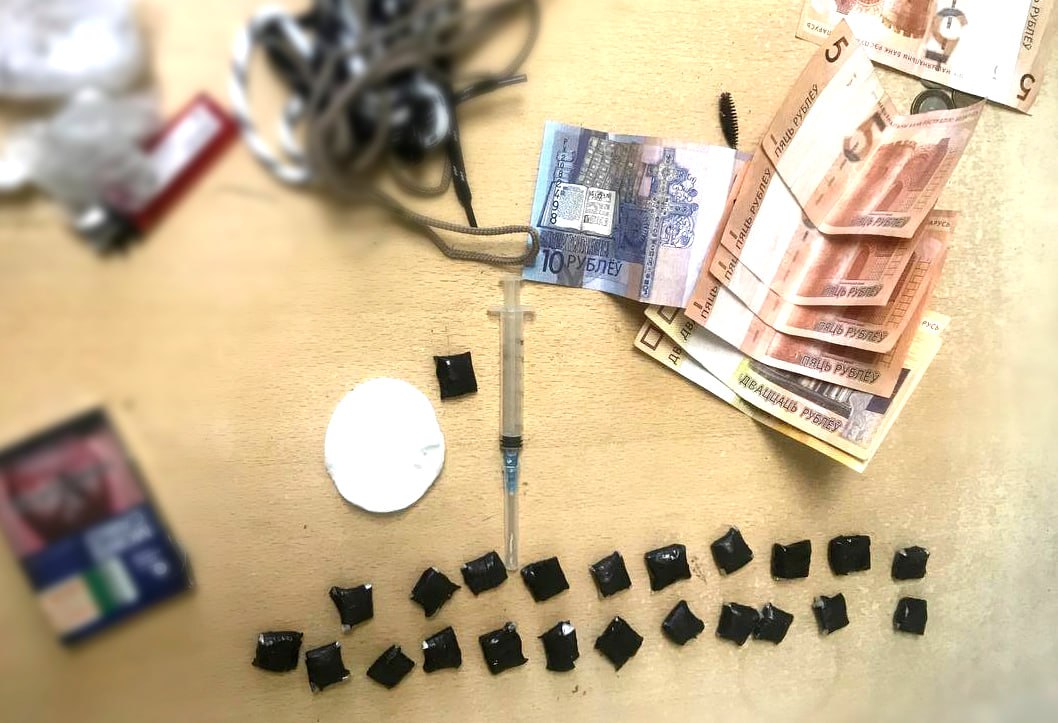 Могилевчанка решила стать наркозакладчицей, но была задержана в первый же день