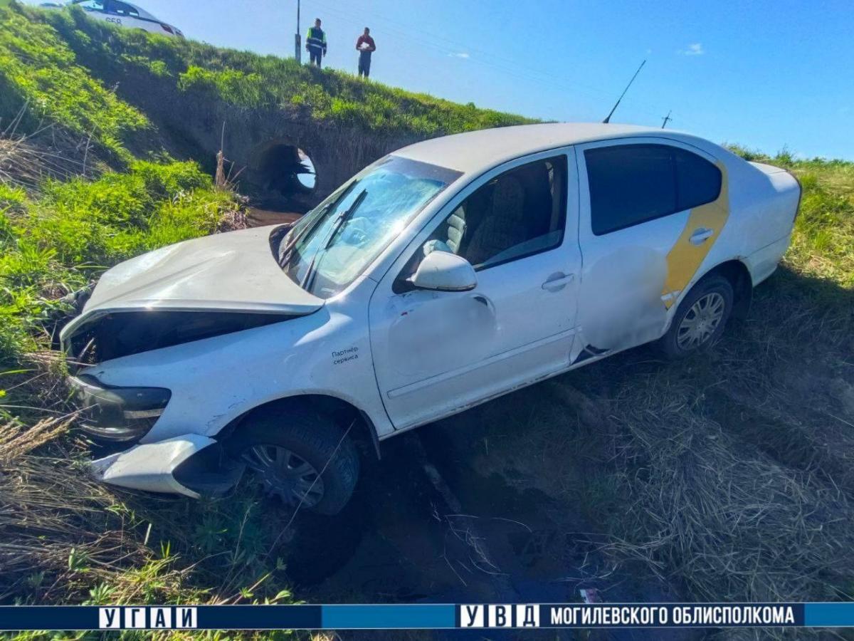 В Дрибинском районе водитель съехал в кювет, травмирован ребенок