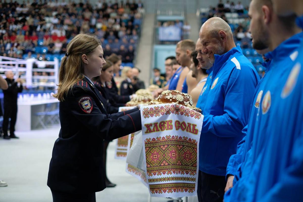 Делегация милиции Могилевщины во главе с начальником УВД приняла участие в открытии турнира по боксу в Брянске