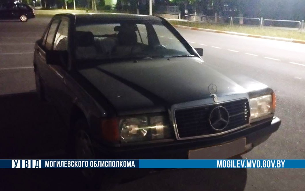 В Шкловском районе местный житель незаконно перевозил 100 литров окрашенного дизтоплива