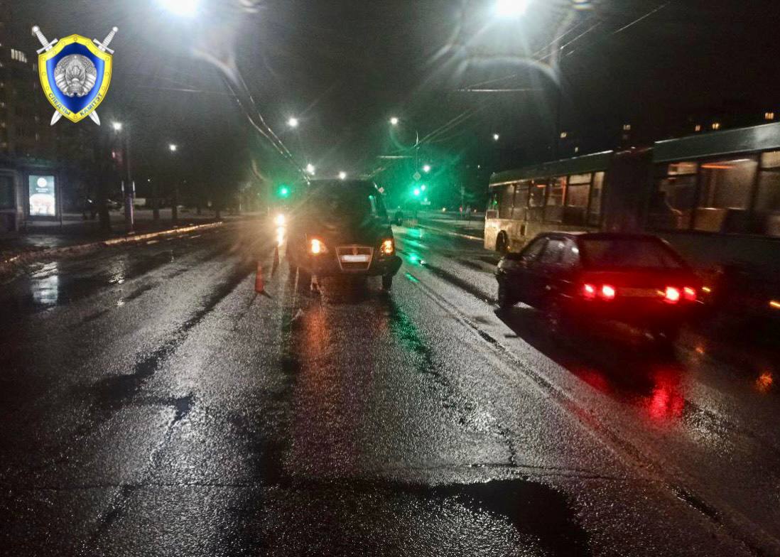 Следователи устанавливают очевидцев ДТП в Могилеве на улице Габровской