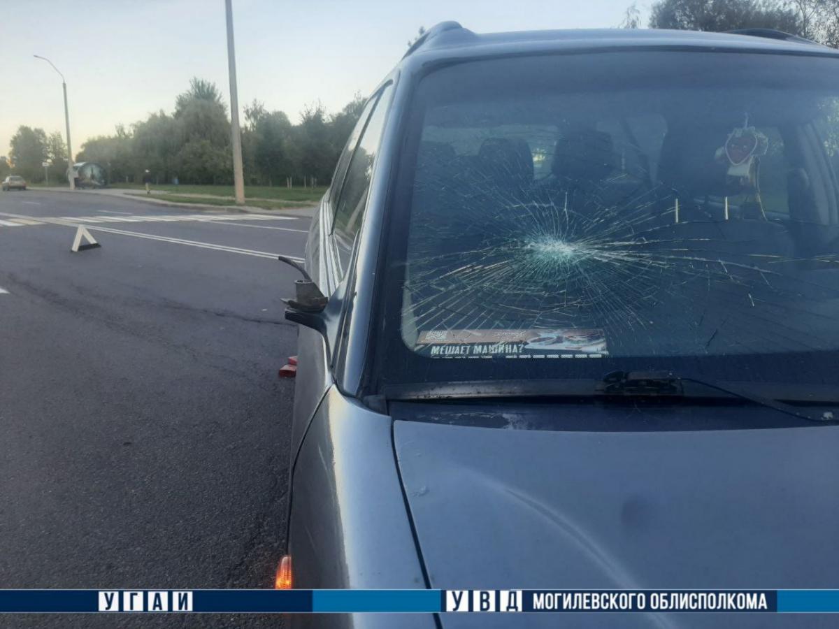 В Могилеве школьник на электросамокате попал в ДТП