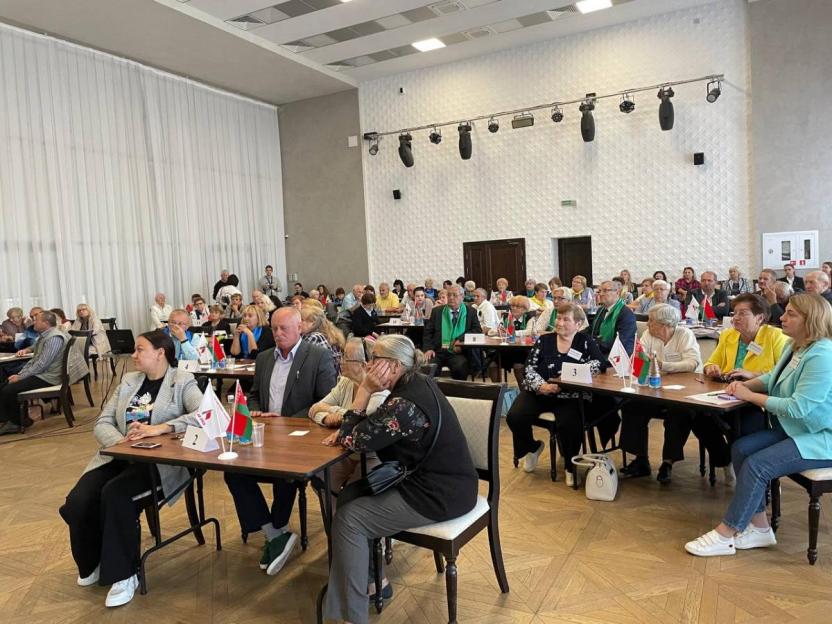 Ряд мероприятий ко Дню пожилых людей проводит облорганизация отраслевого профсоюза