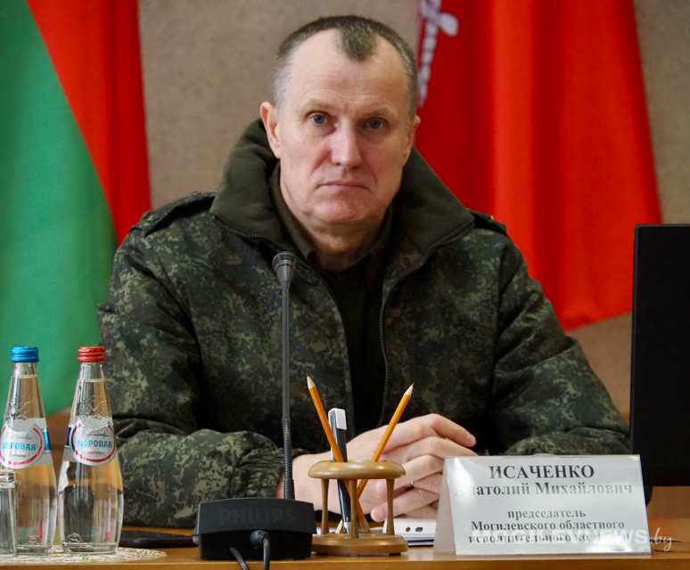 Плановые занятия с руководителями местных органов исполнительной власти по вопросам обеспечения национальной безопасности проходят в Чаусах. Фото