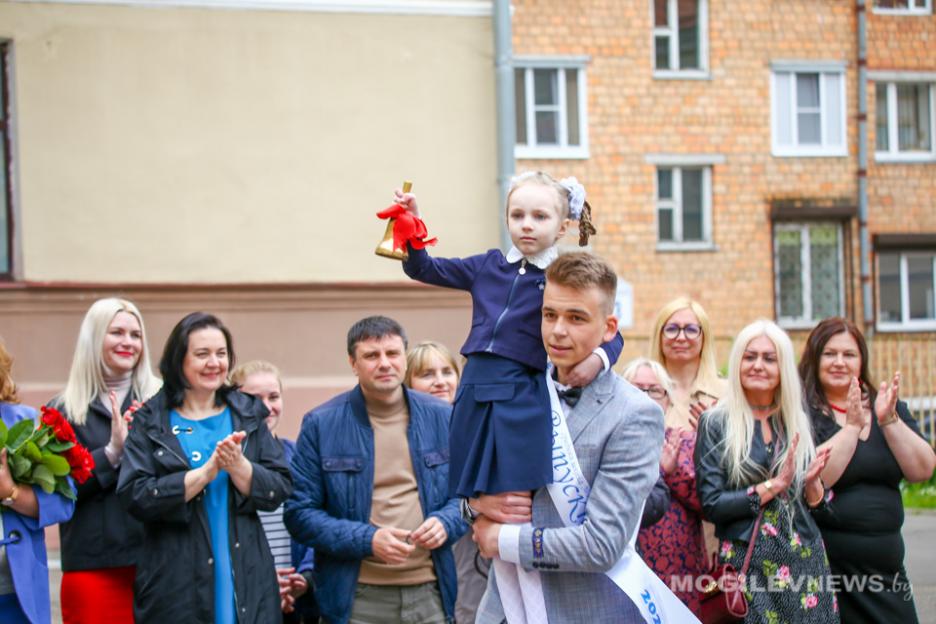 В 2022/2023 учебном году в Могилеве - 5,6 тысячи выпускников 9-ых и 11-ых классов