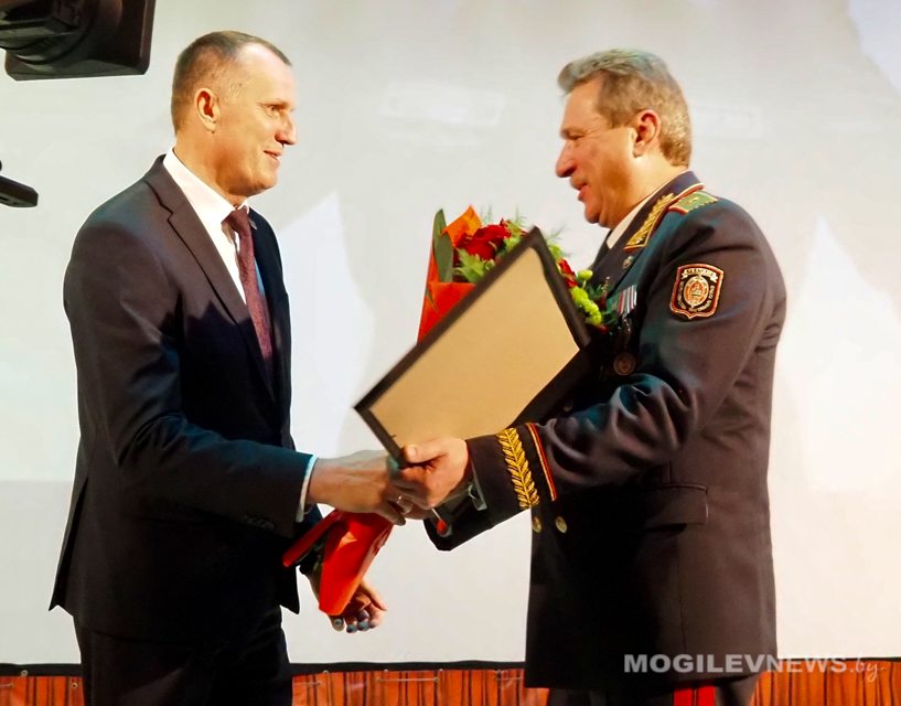60-летний юбилей отметил генерал-майор Валерий Полищук. Фото