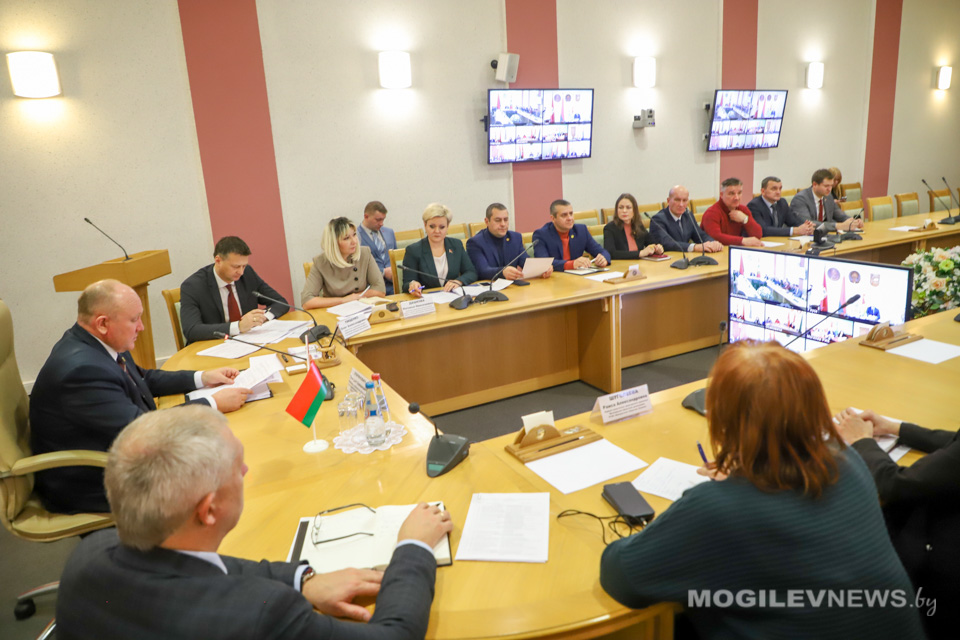 Конференция областной организации Республиканской партии труда и справедливости прошла в Могилеве. Фото