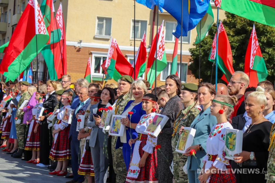 Забег единства, диалоговые площадки, флешмобы. Как в Могилевской области отметят День народного единства
