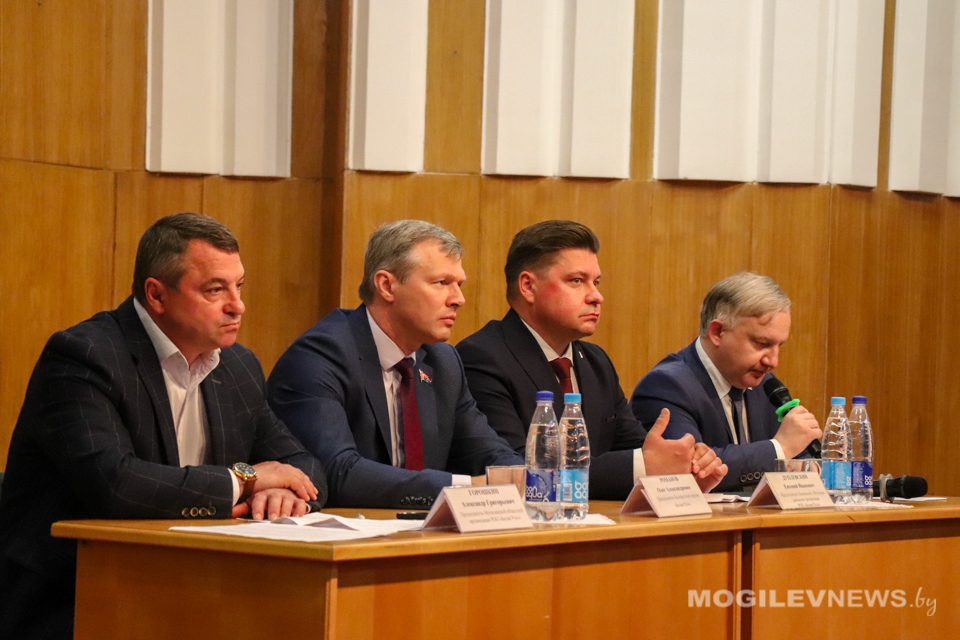 Олег Романов принял участие в учредительной конференции Ленинского районного отделения г.Могилева Белорусской партии «Белая Русь». Фото
