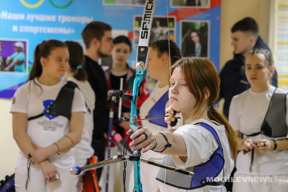 Чемпионат и первенство Могилевской области по стрельбе из лука в помещениях состоялись в Могилеве. Фото