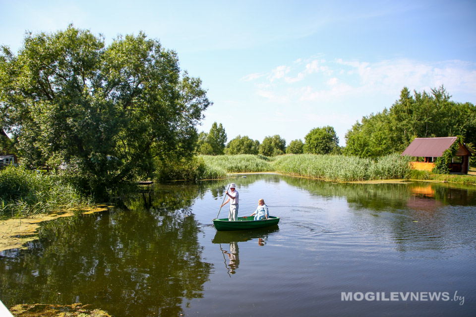 Физлица, осуществляющие деятельность в сфере агроэкотуризма, обязаны применять налог на профессиональный доход с 1 июля
