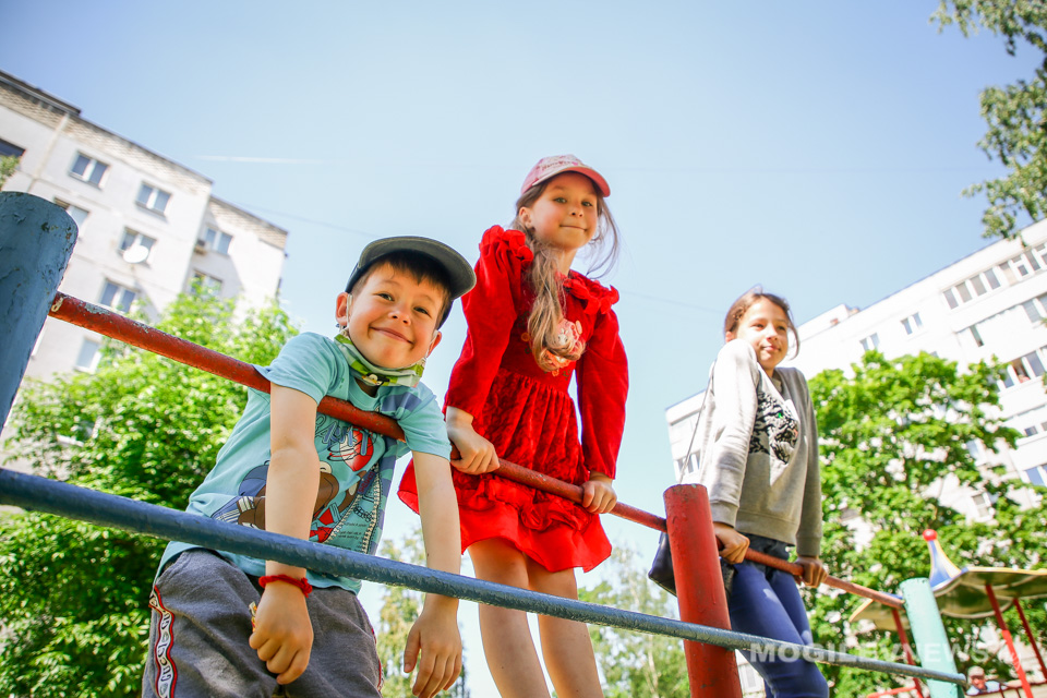 В Могилеве ко Дню города оборудуют 12 новых детских площадок