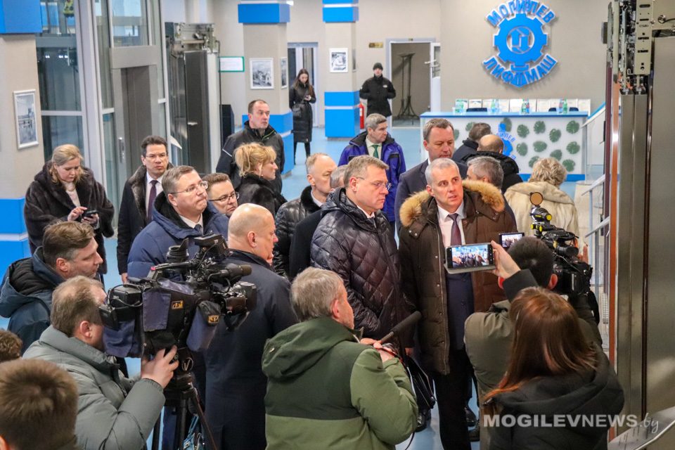 Делегация Астраханской области посетила ОАО «Могилевлифтмаш». Фото