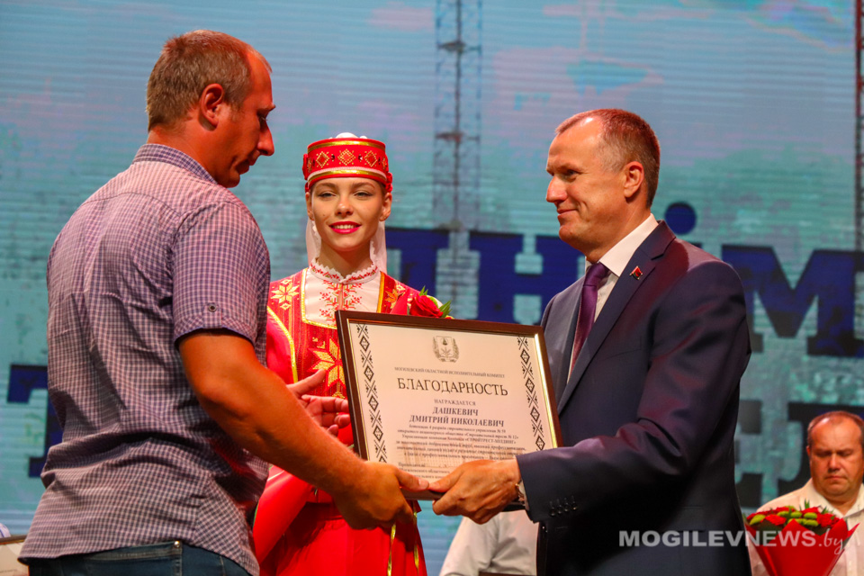 Торжество ко Дню строителя состоялось в Могилеве. Фото