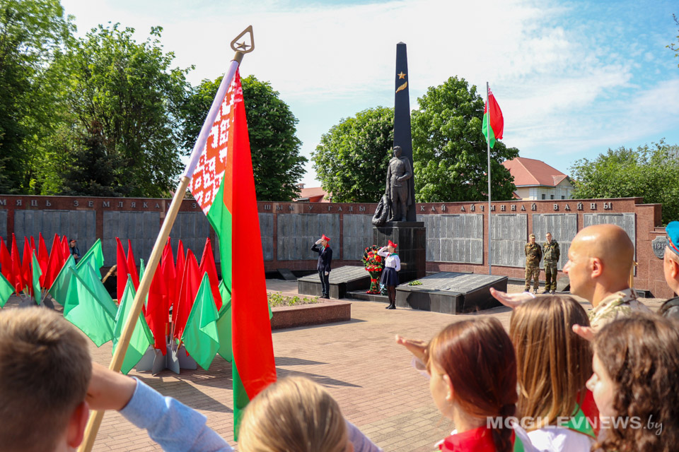Поисковая экспедиция «ВИККРУ» начала свою работу в Шклове. Фото