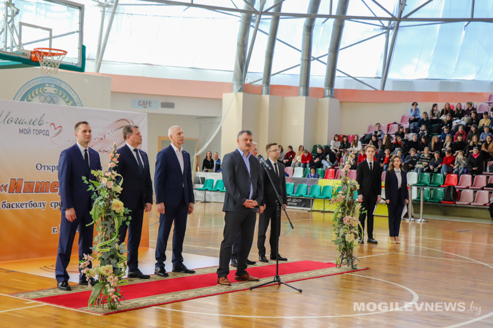 Дан старт XVIII Открытому турниру по баскетболу городов-побратимов и городов-партнеров из Беларуси и России «Интербаскет-2023». Фото