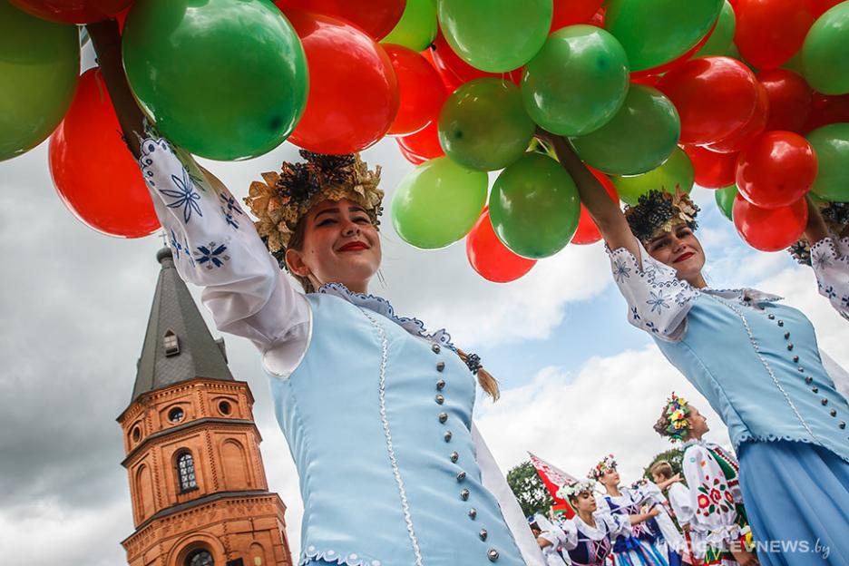 Объявлен конкурс на лучший символ Года мира и созидания