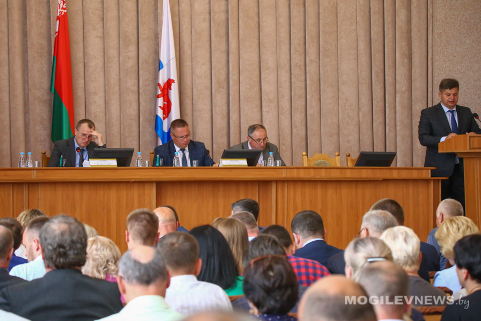 Совещание по вопросам организации заготовки травяных кормов прошло в Мстиславле. Фото