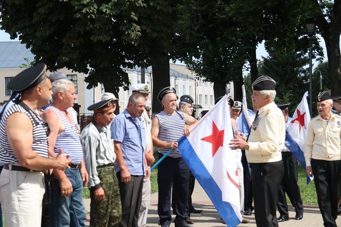 Мстиславские ветераны-моряки отпраздновали День военно-морского флота