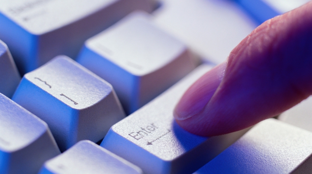 Более 50% опрошенных доверяют белорусскому сегменту интернета