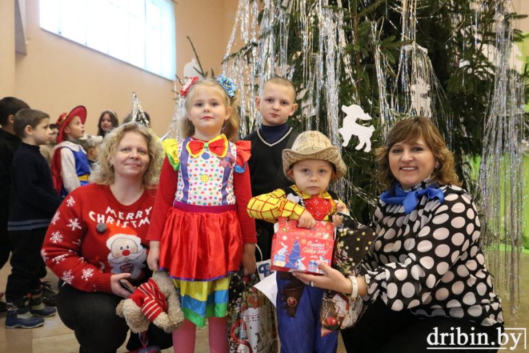 Акция «Профсоюзы — детям»: подарки и праздничное настроение в Дрибине